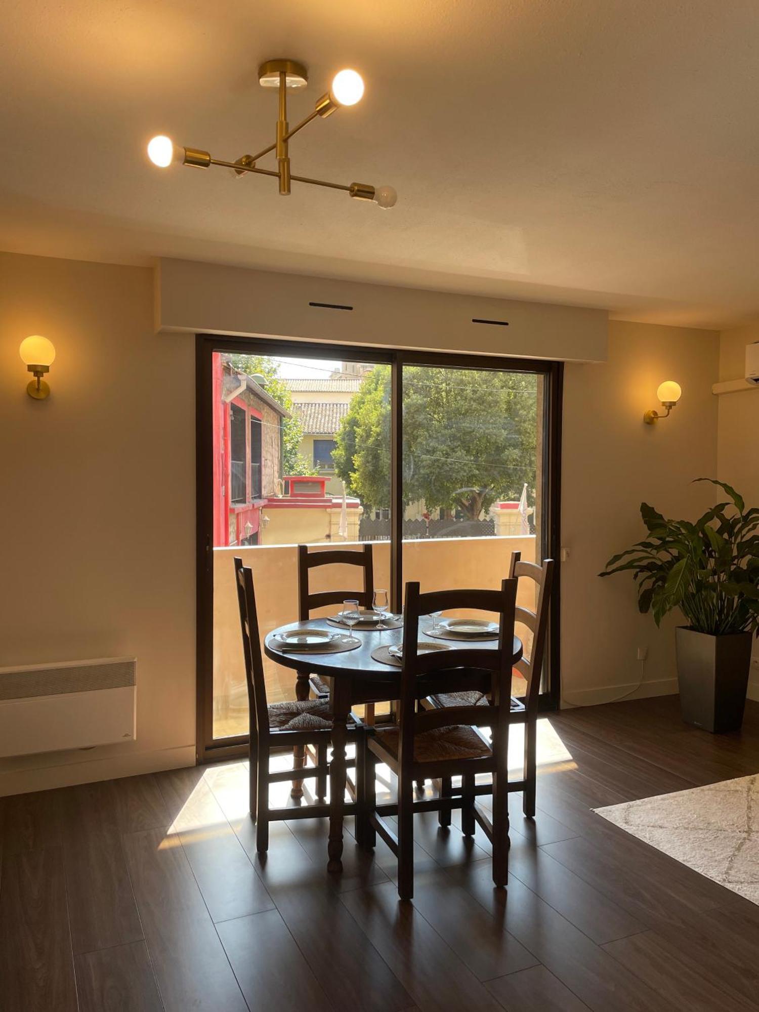 Superbe T2 Avec Box Garage Proche Velodrome Et Prado Apartment Marseille Ngoại thất bức ảnh